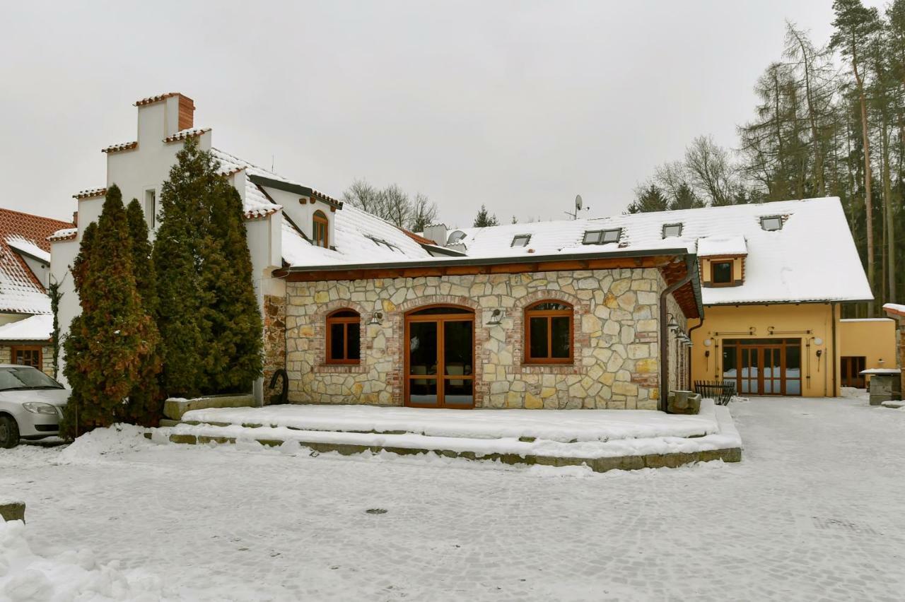 Zamecka Fortovna Obora - Forester House Kaznejov Exterior foto